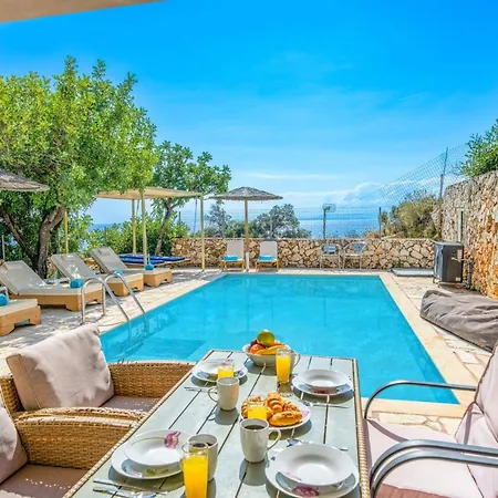 Villa Apollon By *